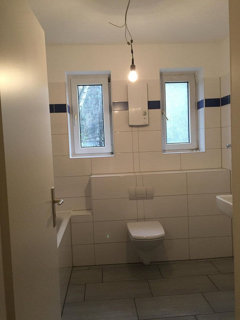 Pronájem bytu 1+1 43 m², Robert-Koch-Straße 8, Leverkusen, Severní Porýní-Vestfálsko Pronájem bytu 1+1 43 m², Robert-Koch-Straße 8, Leverkusen, Severní Porýní-Vestfálsko
