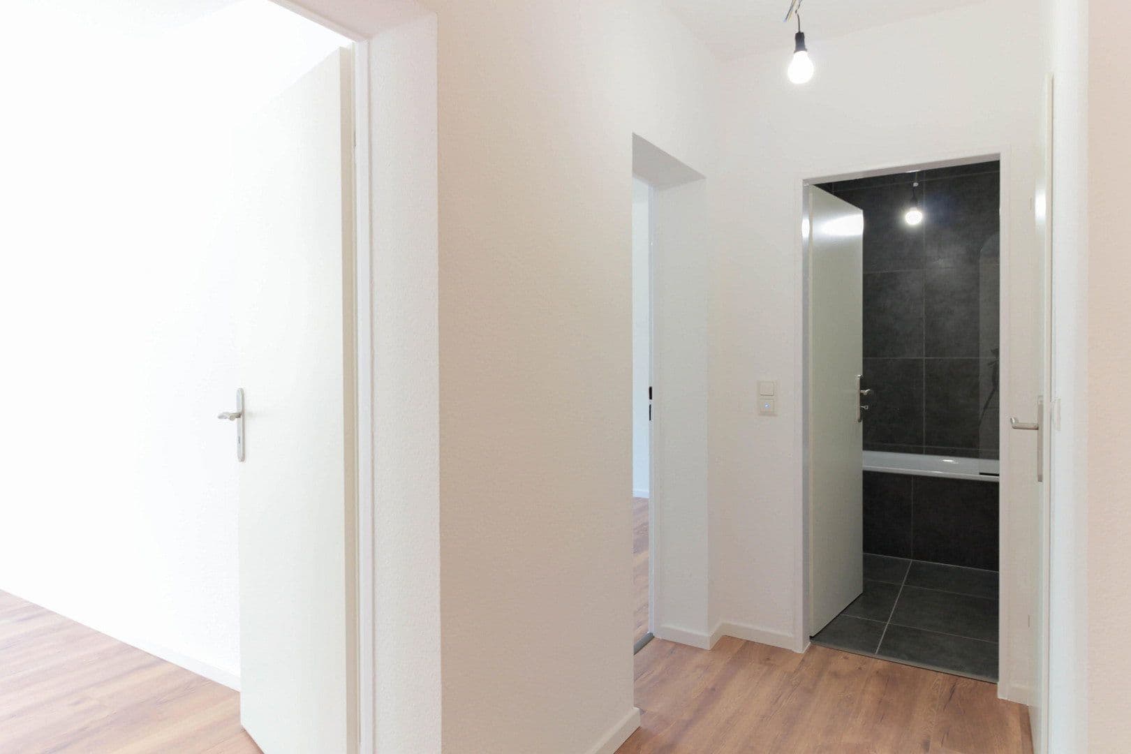 Pronájem bytu 3+1 78 m², Ulm, Bádensko-Württembersko Pronájem bytu 3+1 78 m², Ulm, Bádensko-Württembersko