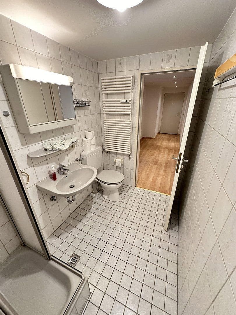 Pronájem bytu 1+1 42 m², Goethering 25, Grafing, Bavorsko Pronájem bytu 1+1 42 m², Goethering 25, Grafing, Bavorsko
