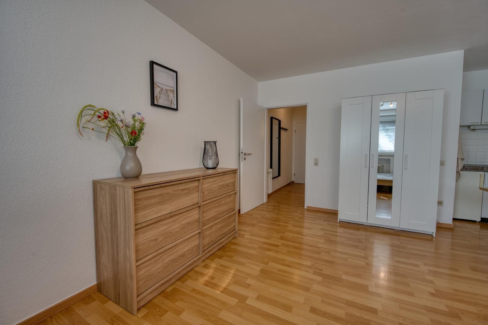 Pronájem bytu 1+1 28 m², Königswinterer Straße 154, Bonn, Severní Porýní-Vestfálsko Pronájem bytu 1+1 28 m², Königswinterer Straße 154, Bonn, Severní Porýní-Vestfálsko