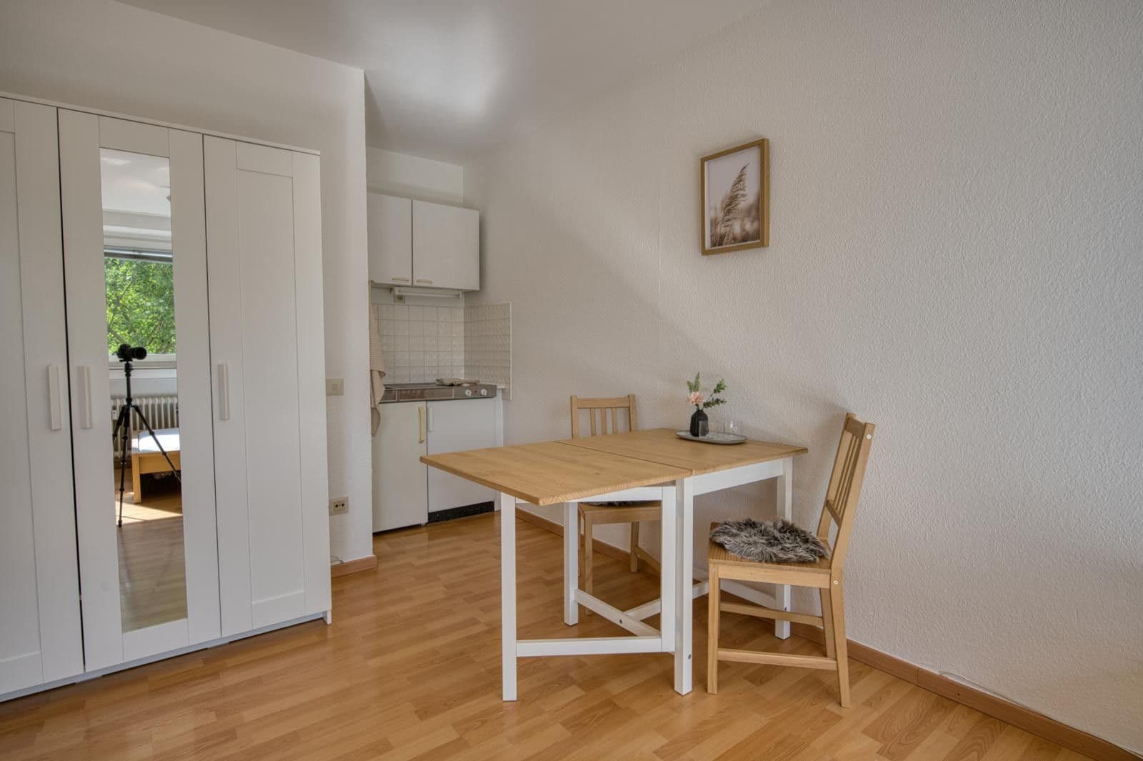 Pronájem bytu 1+1 28 m², Königswinterer Straße 154, Bonn, Severní Porýní-Vestfálsko Pronájem bytu 1+1 28 m², Königswinterer Straße 154, Bonn, Severní Porýní-Vestfálsko