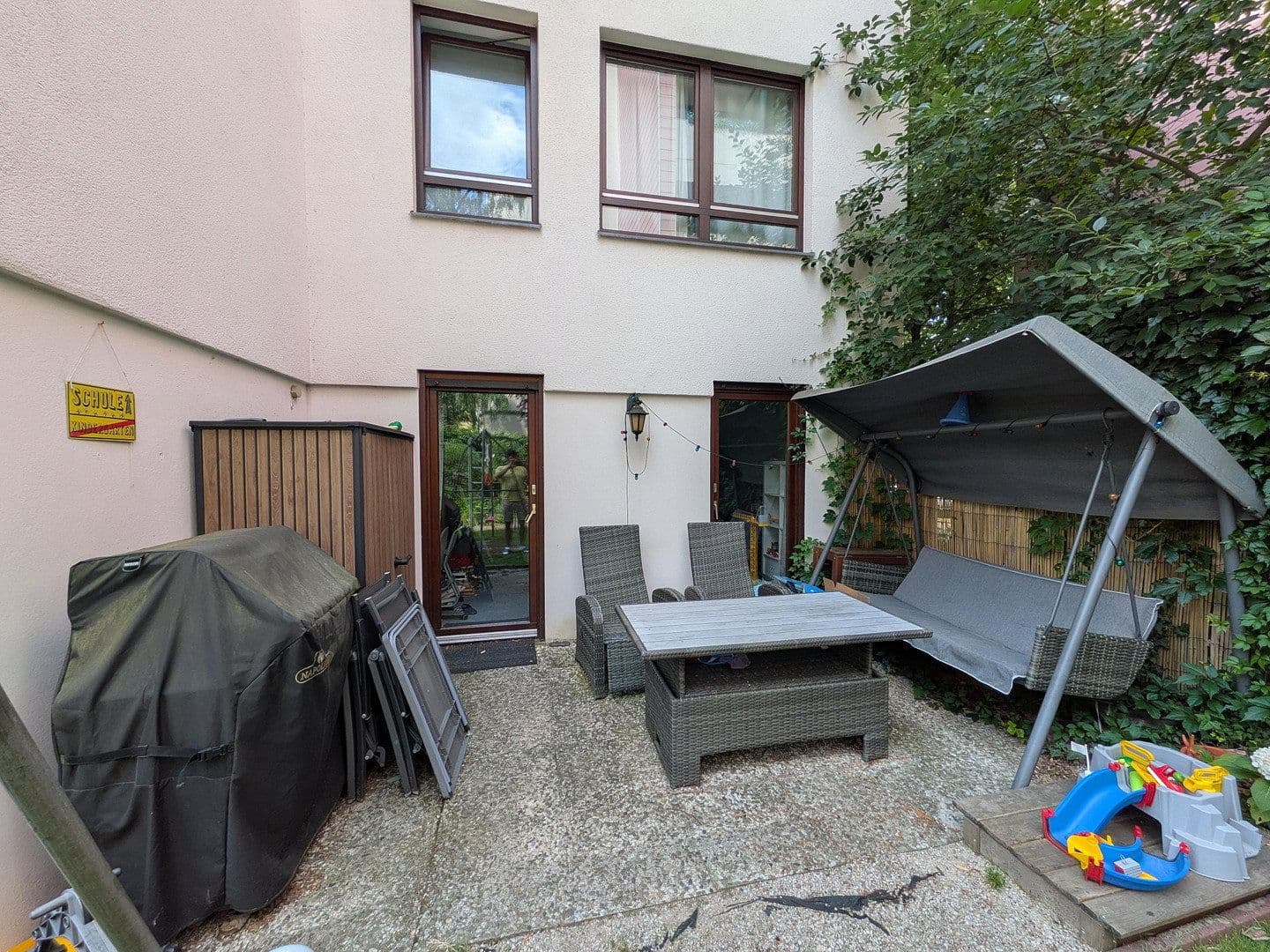 Prodej bytu 4+1 100 m², Leydenallee 100, Berlin, Berlín Prodej bytu 4+1 100 m², Leydenallee 100, Berlin, Berlín