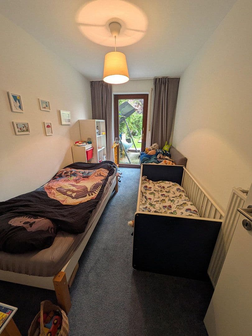 Prodej bytu 4+1 100 m², Leydenallee 100, Berlin, Berlín Prodej bytu 4+1 100 m², Leydenallee 100, Berlin, Berlín
