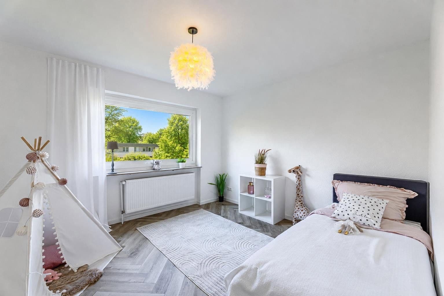 Prodej bytu 3+1 84 m², Germering, Bavorsko Prodej bytu 3+1 84 m², Germering, Bavorsko