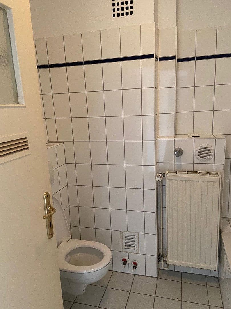 Pronájem bytu 2+1 50 m², Bismarckstraße 150, Wilhelmshaven, Dolní Sasko Pronájem bytu 2+1 50 m², Bismarckstraße 150, Wilhelmshaven, Dolní Sasko