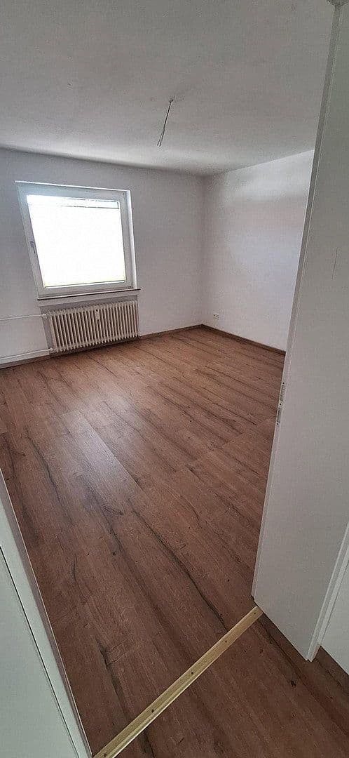Pronájem bytu 4+1 95 m², Gökerstraße 71, Wilhelmshaven, Dolní Sasko Pronájem bytu 4+1 95 m², Gökerstraße 71, Wilhelmshaven, Dolní Sasko
