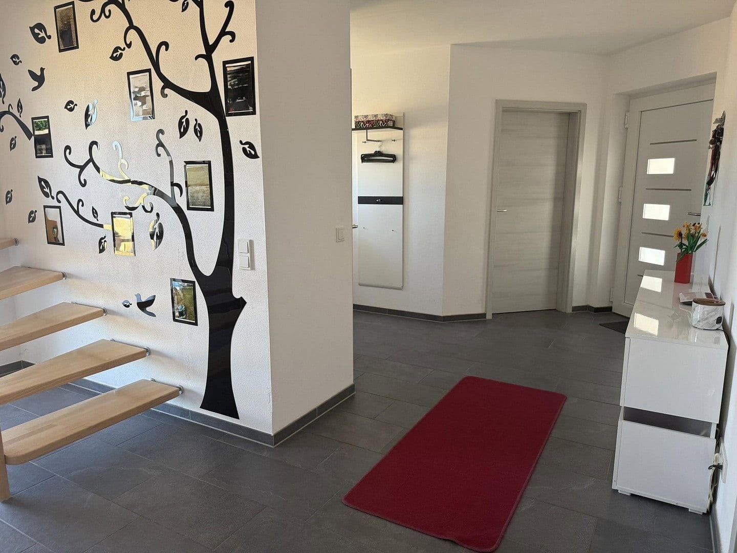 Prodej domu 160 m², pozemek 625 m², Dürrwangen, Bavorsko Prodej domu 160 m², pozemek 625 m², Dürrwangen, Bavorsko