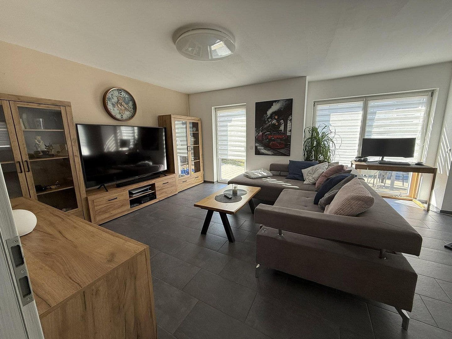 Prodej domu 160 m², pozemek 625 m², Dürrwangen, Bavorsko Prodej domu 160 m², pozemek 625 m², Dürrwangen, Bavorsko