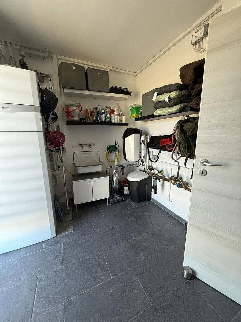 Prodej domu 160 m², pozemek 625 m², Dürrwangen, Bavorsko Prodej domu 160 m², pozemek 625 m², Dürrwangen, Bavorsko