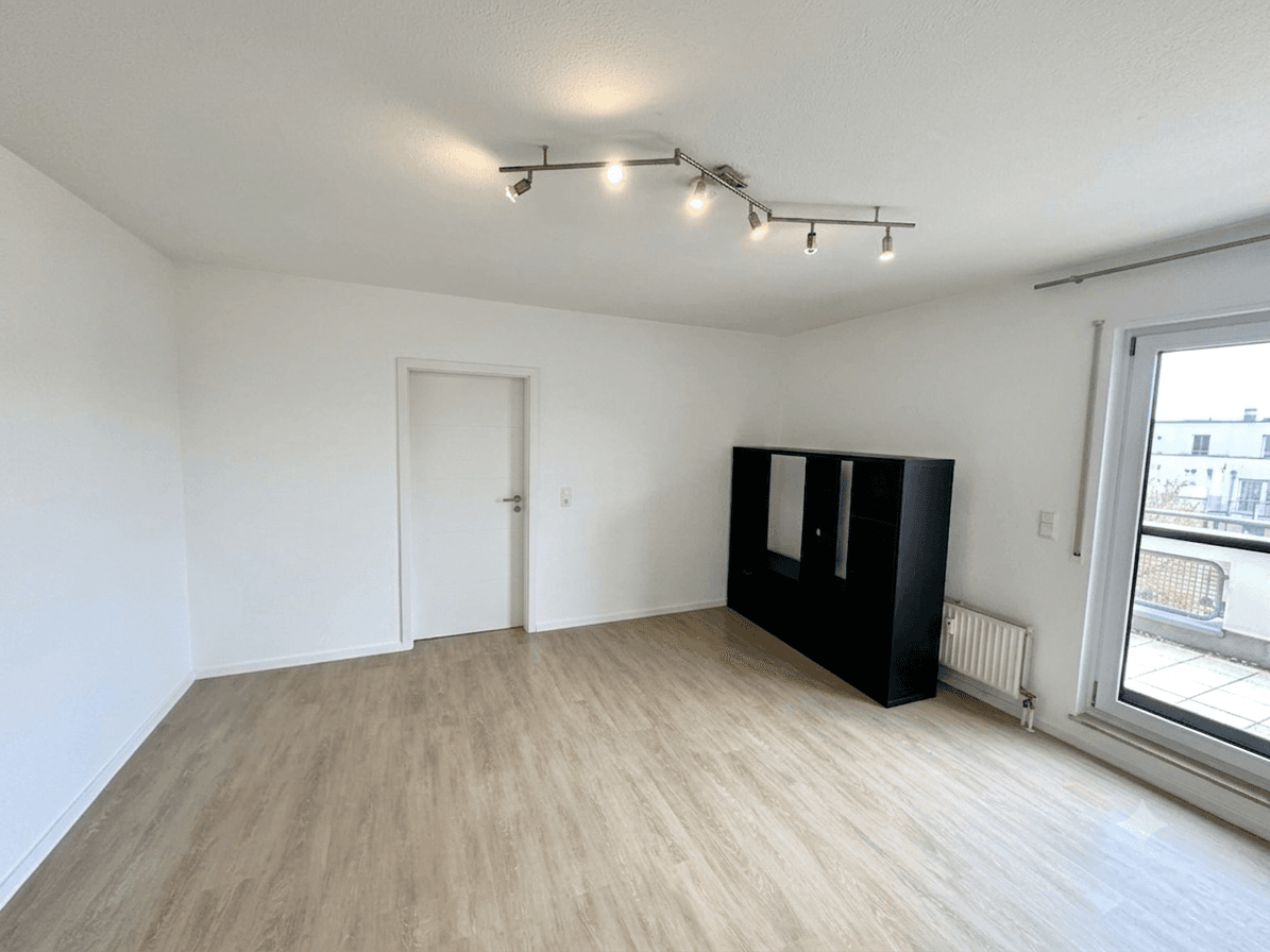 Pronájem bytu 2+1 76 m², Karlsruhe, Bádensko-Württembersko Pronájem bytu 2+1 76 m², Karlsruhe, Bádensko-Württembersko