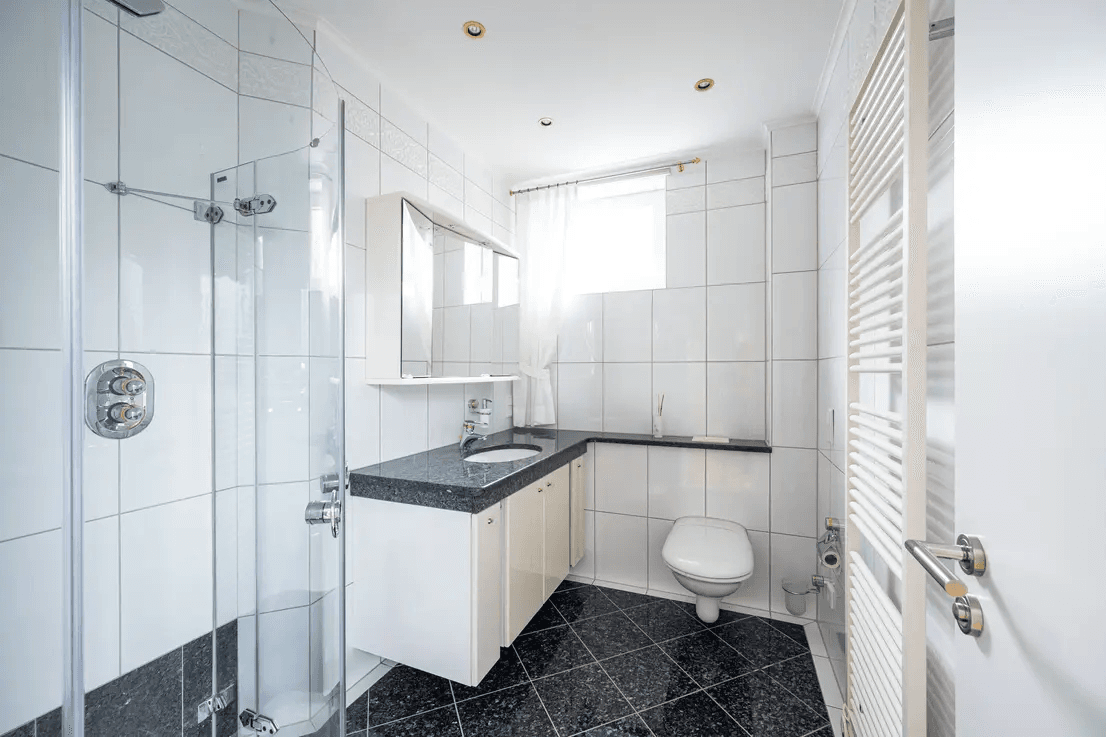 Prodej domu 130 m², pozemek 435 m², Köln - Rodenkirchen, Severní Porýní-Vestfálsko Prodej domu 130 m², pozemek 435 m², Köln - Rodenkirchen, Severní Porýní-Vestfálsko