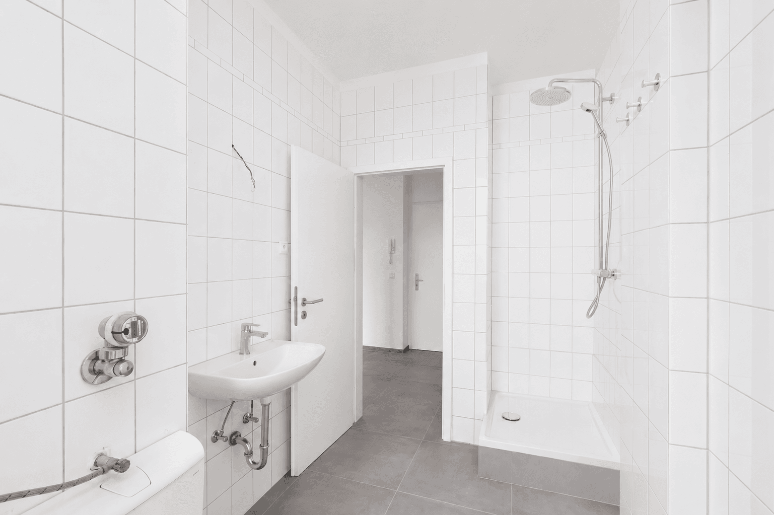 Prodej bytu 3+1 76 m², Düsseldorf, Severní Porýní-Vestfálsko Prodej bytu 3+1 76 m², Düsseldorf, Severní Porýní-Vestfálsko