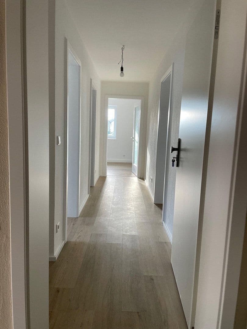Pronájem bytu 3+1 58 m², Schwäbelstr. 4, Schwandorf, Bavorsko Pronájem bytu 3+1 58 m², Schwäbelstr. 4, Schwandorf, Bavorsko