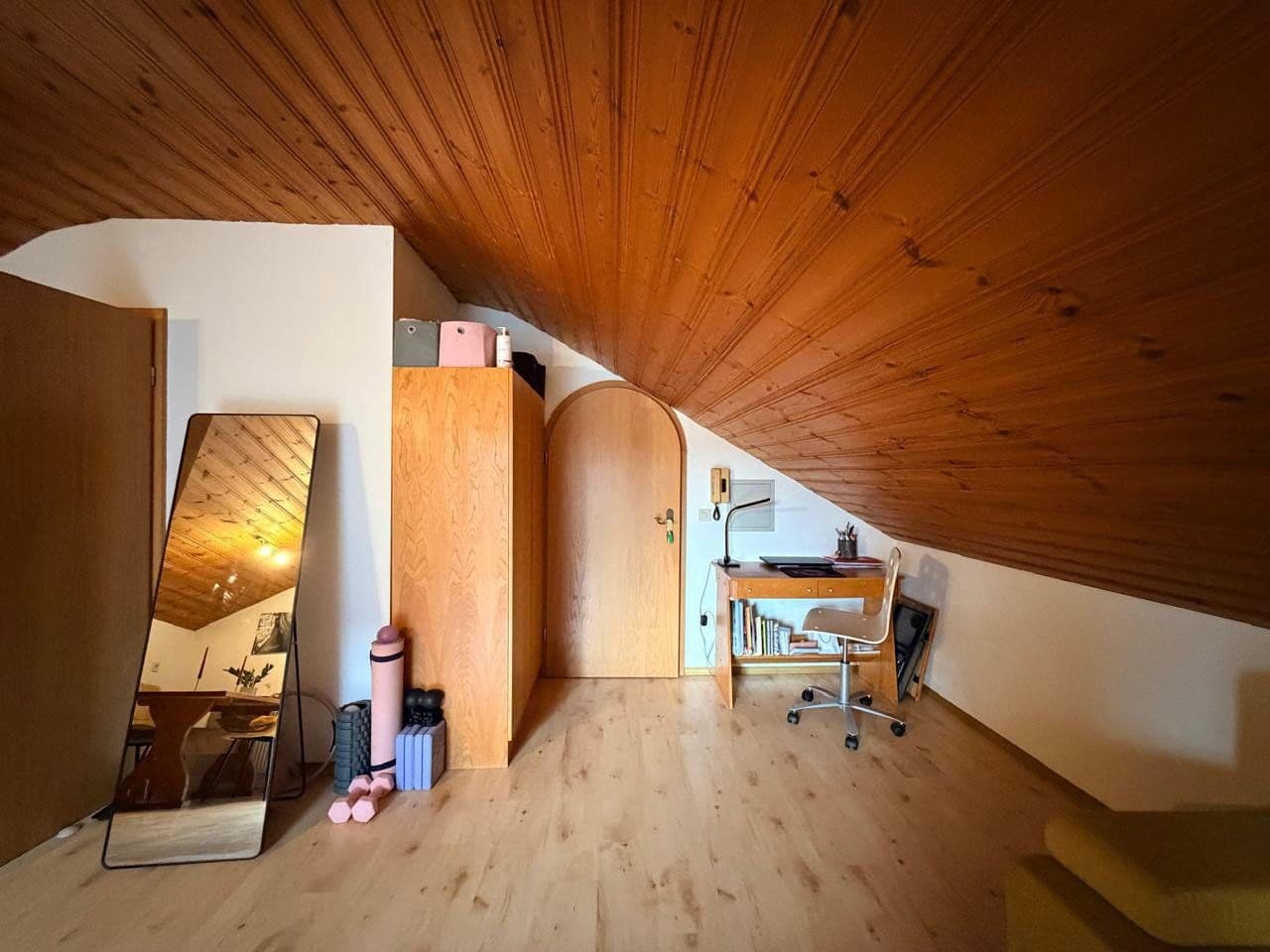 Pronájem bytu 1+1 35 m², Hauptstraße 9, Ohlstadt, Bavorsko Pronájem bytu 1+1 35 m², Hauptstraße 9, Ohlstadt, Bavorsko