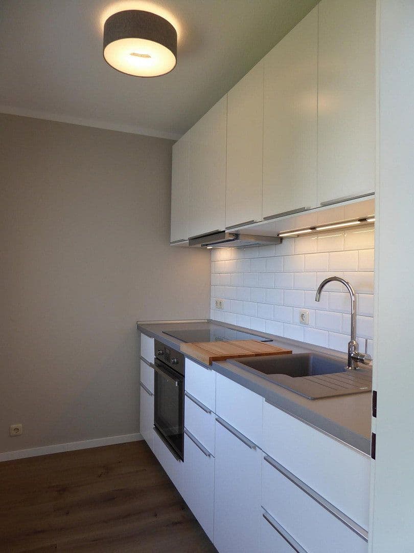 Pronájem bytu 1+1 42 m², Wiesbaden, Hessen Pronájem bytu 1+1 42 m², Wiesbaden, Hessen