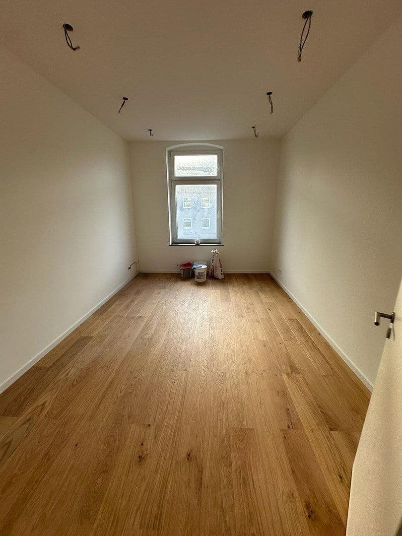 Prodej bytu 4+1 69 m², Düsseldorf, Severní Porýní-Vestfálsko Prodej bytu 4+1 69 m², Düsseldorf, Severní Porýní-Vestfálsko