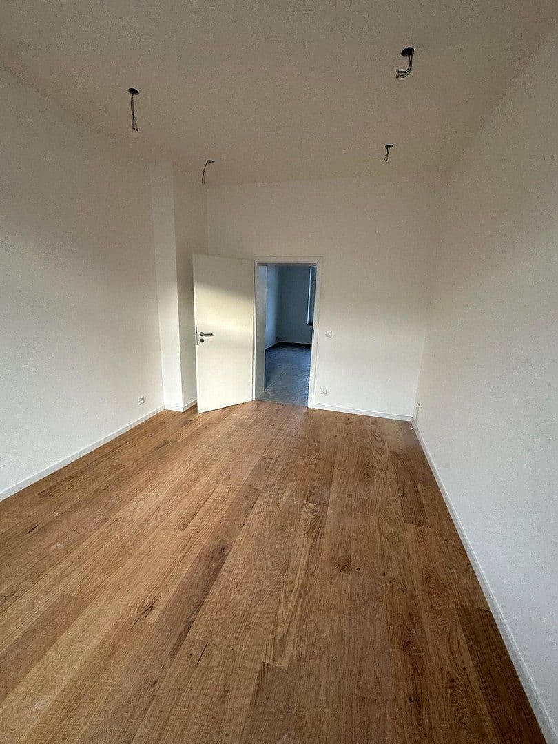 Prodej bytu 4+1 69 m², Düsseldorf, Severní Porýní-Vestfálsko Prodej bytu 4+1 69 m², Düsseldorf, Severní Porýní-Vestfálsko