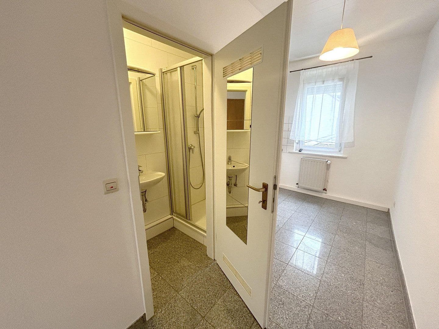 Pronájem bytu 1+1 22 m², Kornwestheim, Bádensko-Württembersko Pronájem bytu 1+1 22 m², Kornwestheim, Bádensko-Württembersko