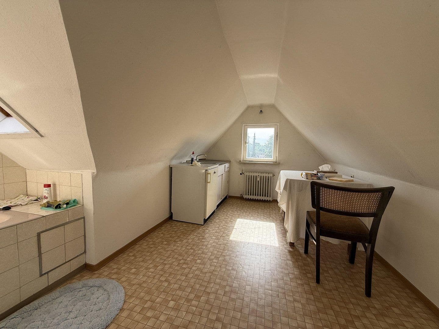 Prodej bytu 3+1 64 m², Kirchheim unter Teck, Bádensko-Württembersko Prodej bytu 3+1 64 m², Kirchheim unter Teck, Bádensko-Württembersko