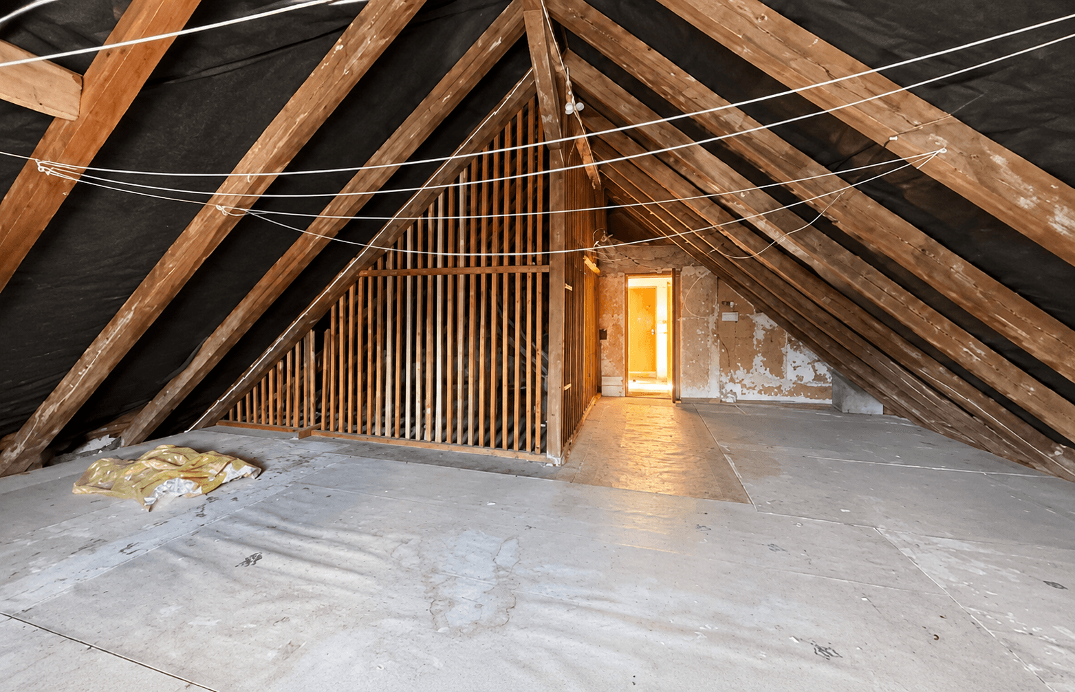 Prodej bytu 3+1 64 m², Kirchheim unter Teck, Bádensko-Württembersko Prodej bytu 3+1 64 m², Kirchheim unter Teck, Bádensko-Württembersko