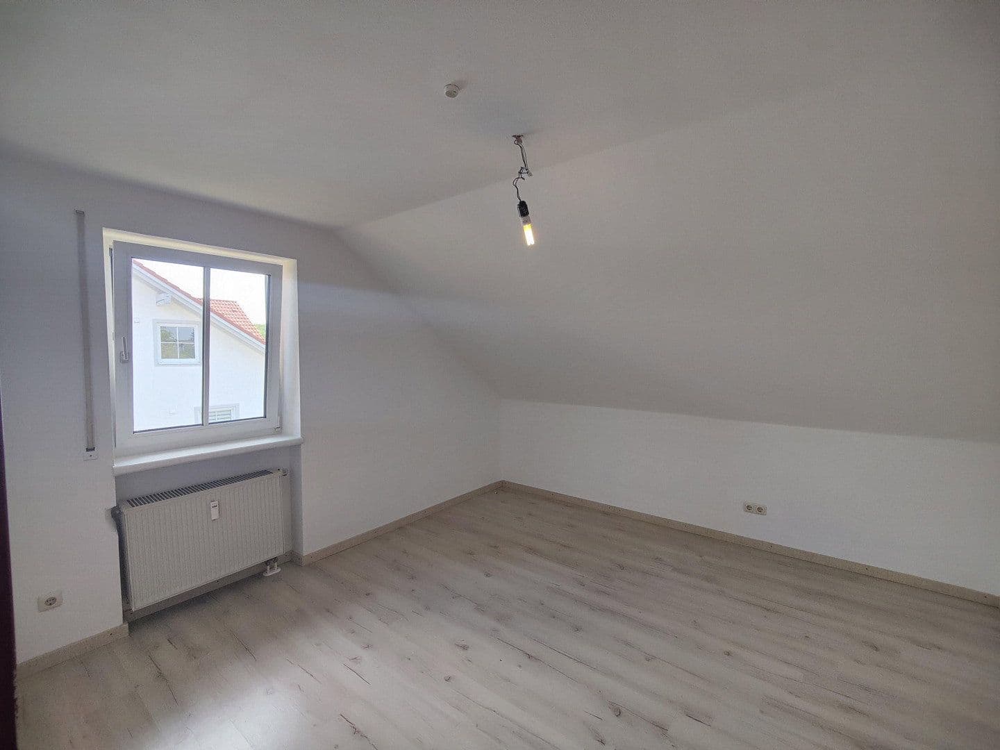 Pronájem bytu 3+1 67 m², Türkheim, Bavorsko Pronájem bytu 3+1 67 m², Türkheim, Bavorsko