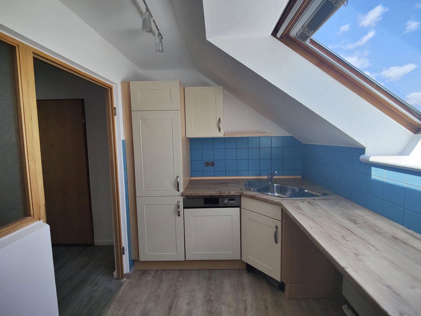 Pronájem bytu 3+1 67 m², Türkheim, Bavorsko Pronájem bytu 3+1 67 m², Türkheim, Bavorsko