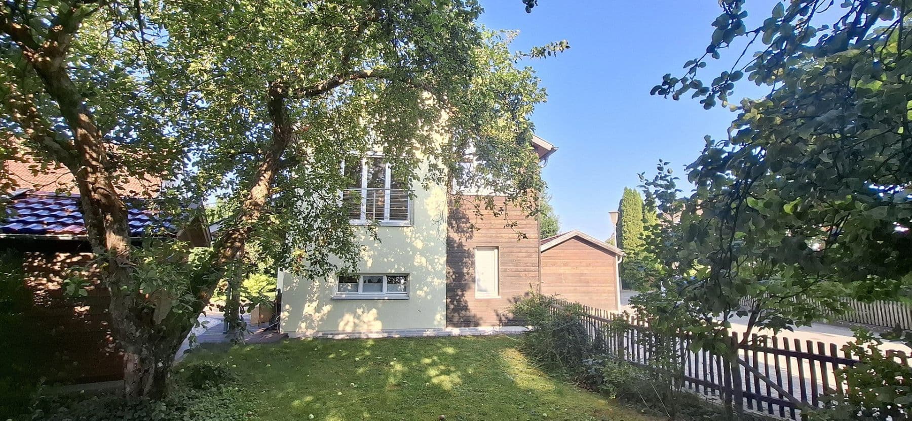 Prodej domu 135 m², pozemek 716 m², Adelshofen, Bavorsko Prodej domu 135 m², pozemek 716 m², Adelshofen, Bavorsko