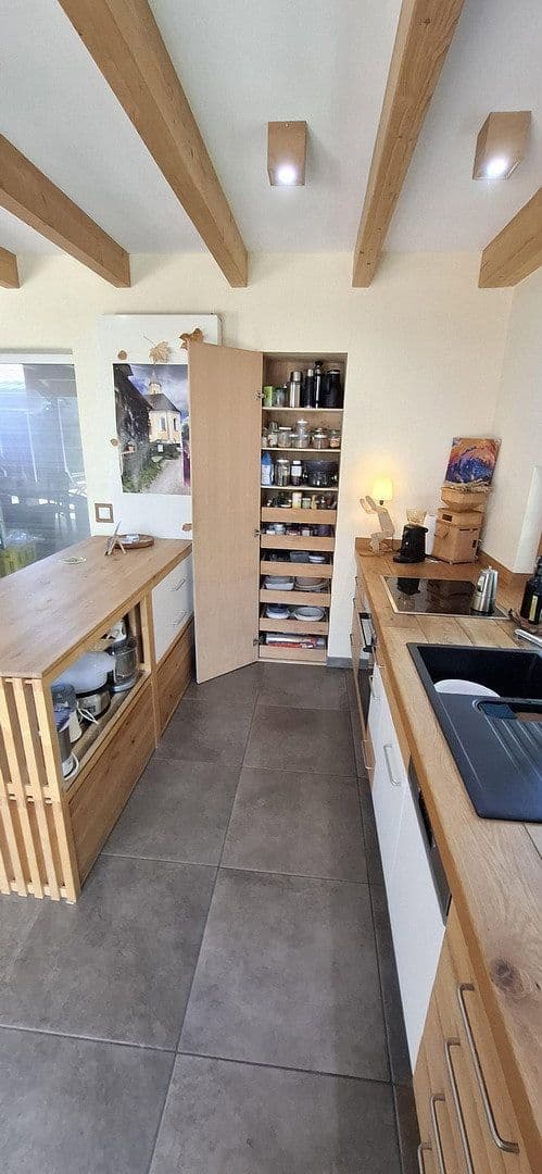 Prodej domu 135 m², pozemek 716 m², Adelshofen, Bavorsko Prodej domu 135 m², pozemek 716 m², Adelshofen, Bavorsko