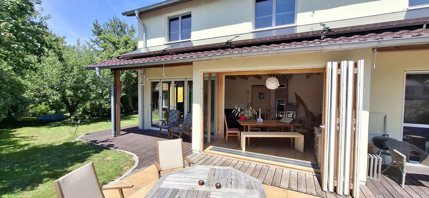 Prodej domu 135 m², pozemek 716 m², Adelshofen, Bavorsko Prodej domu 135 m², pozemek 716 m², Adelshofen, Bavorsko