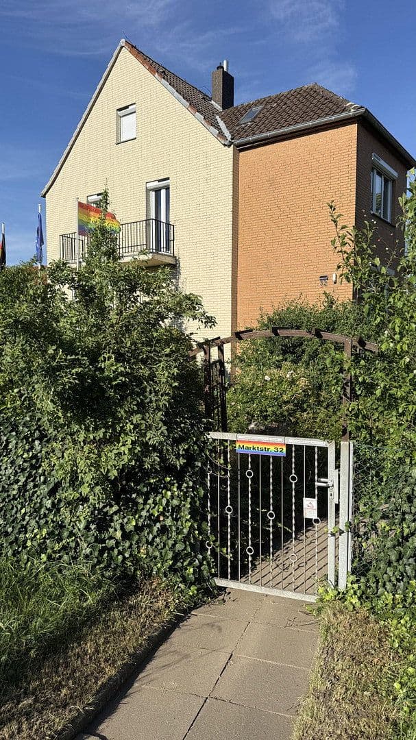 Prodej domu 200 m², pozemek 1.170 m², Sehnde, Dolní Sasko Prodej domu 200 m², pozemek 1.170 m², Sehnde, Dolní Sasko