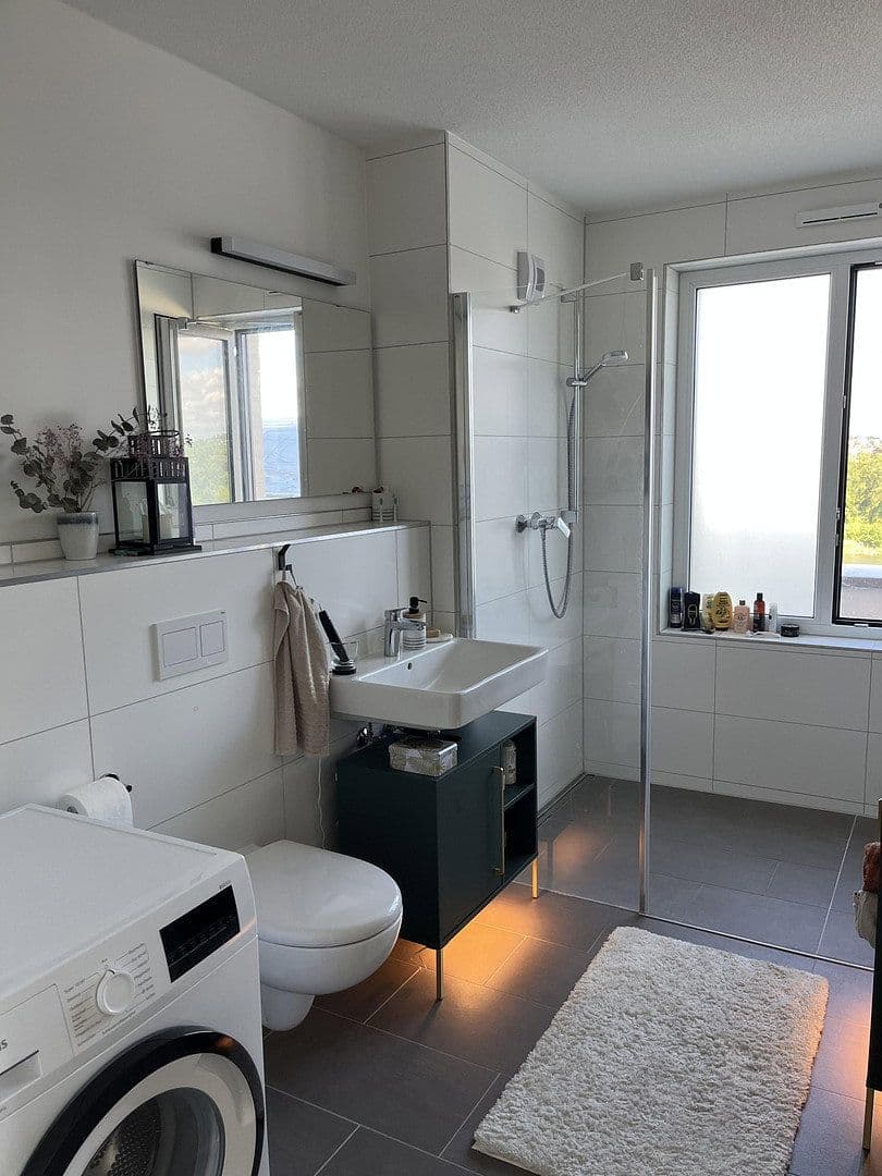 Pronájem bytu 2+1 78 m², Johanna-Dachs-Str. 36, Regensburg, Bavorsko Pronájem bytu 2+1 78 m², Johanna-Dachs-Str. 36, Regensburg, Bavorsko