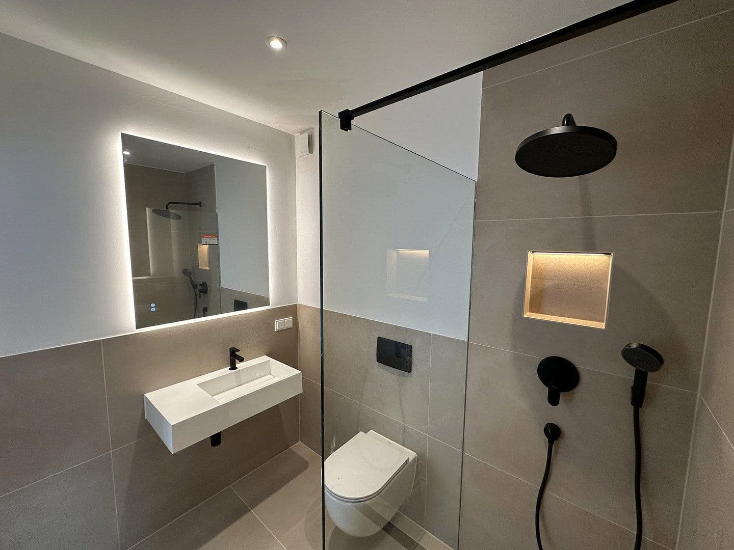 Prodej bytu 3+1 124 m², Breslauer Str. 27, Köln, Severní Porýní-Vestfálsko Prodej bytu 3+1 124 m², Breslauer Str. 27, Köln, Severní Porýní-Vestfálsko
