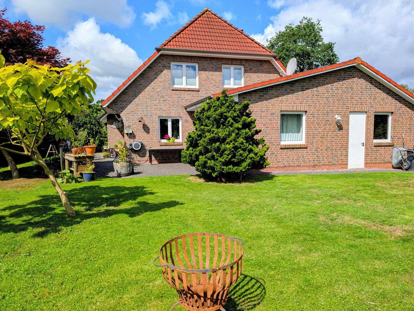 Prodej domu 188 m², pozemek 760 m², Jade, Dolní Sasko Prodej domu 188 m², pozemek 760 m², Jade, Dolní Sasko