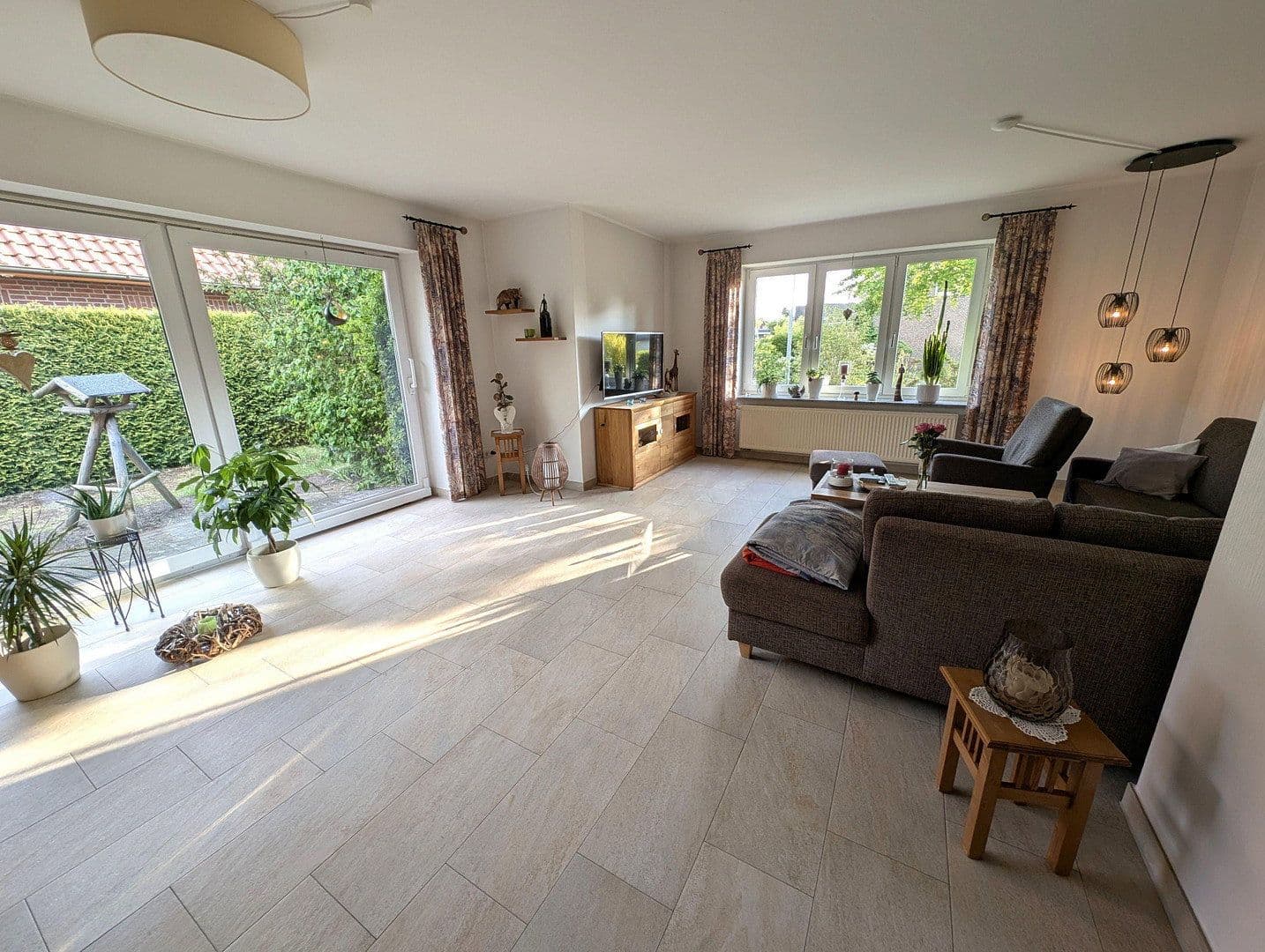 Prodej domu 188 m², pozemek 760 m², Jade, Dolní Sasko Prodej domu 188 m², pozemek 760 m², Jade, Dolní Sasko