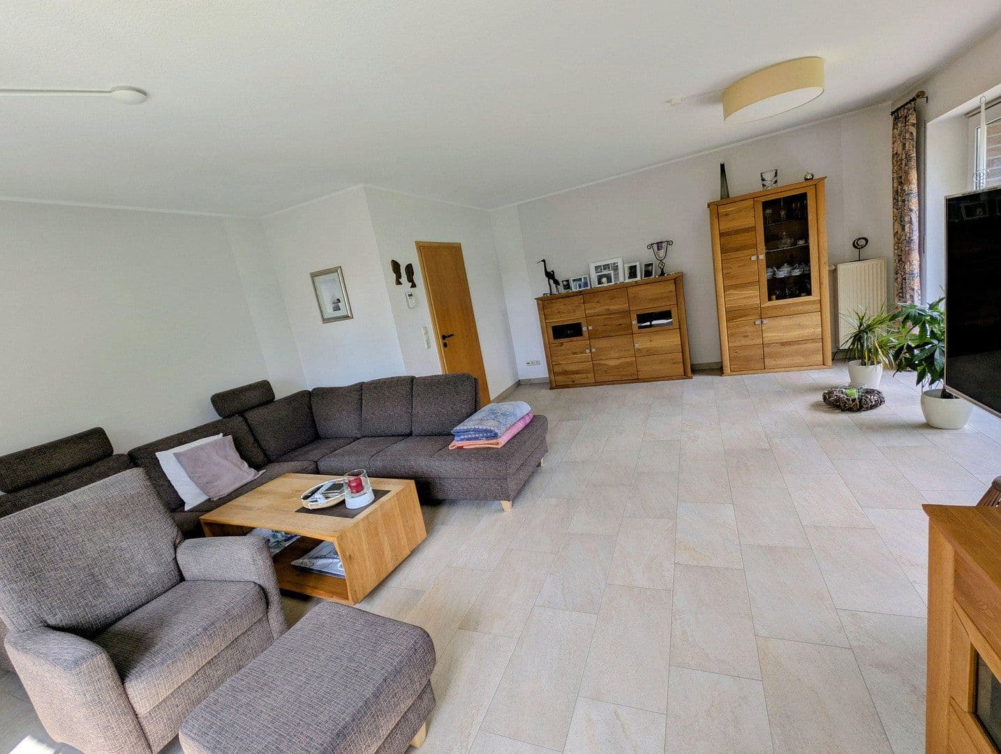 Prodej domu 188 m², pozemek 760 m², Jade, Dolní Sasko Prodej domu 188 m², pozemek 760 m², Jade, Dolní Sasko