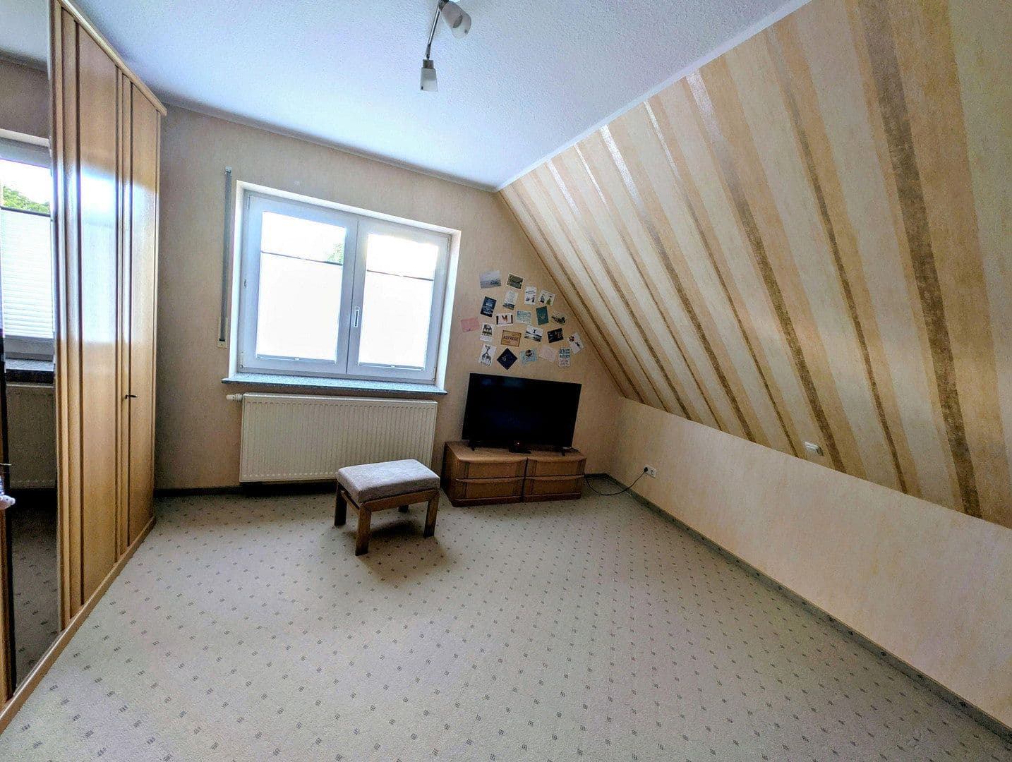Prodej domu 188 m², pozemek 760 m², Jade, Dolní Sasko Prodej domu 188 m², pozemek 760 m², Jade, Dolní Sasko