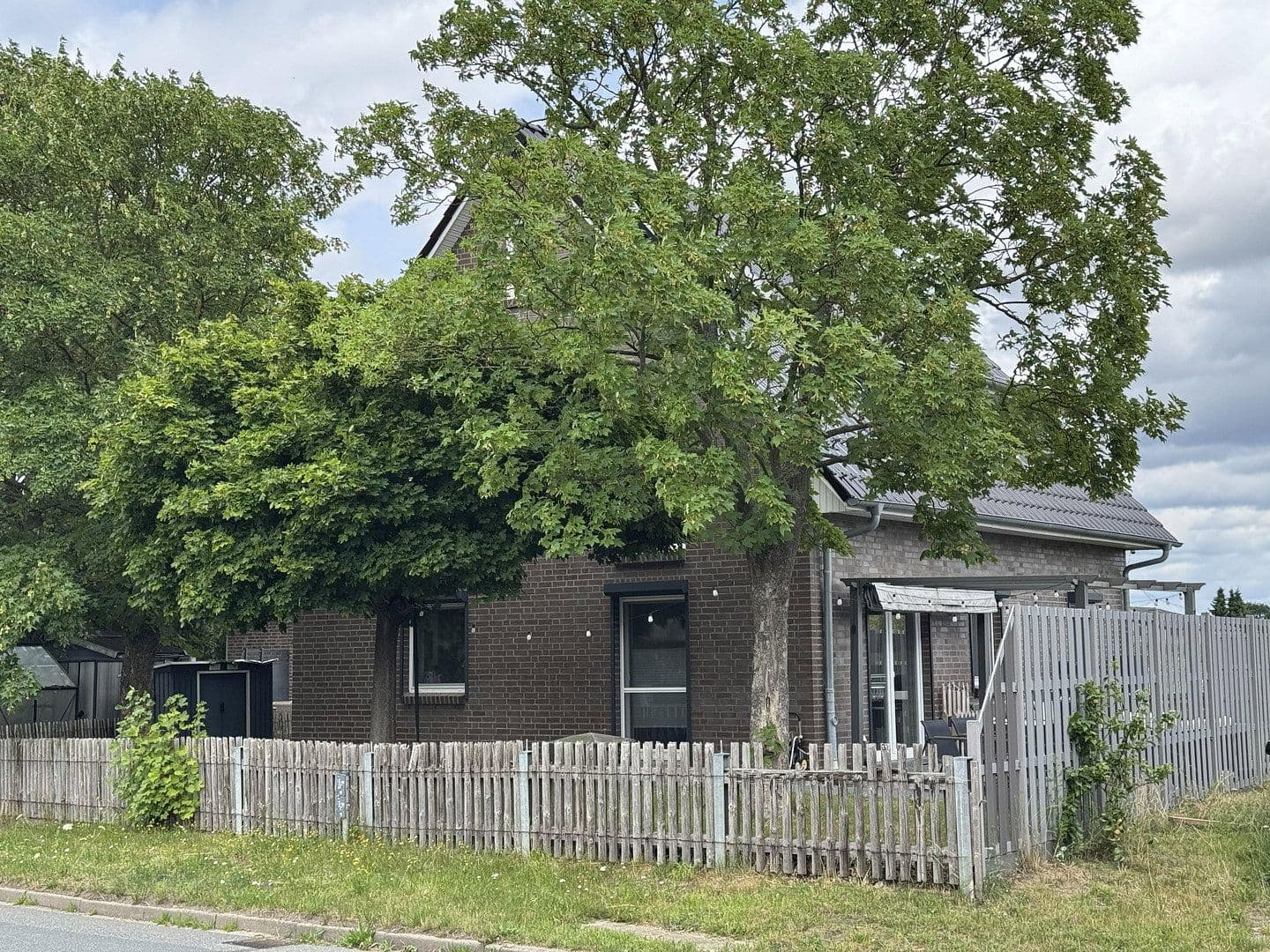 Prodej domu 149 m², pozemek 401 m², Hauptstraße 59b, Wesenberg, Šlesvicko-Holštýnsko Prodej domu 149 m², pozemek 401 m², Hauptstraße 59b, Wesenberg, Šlesvicko-Holštýnsko