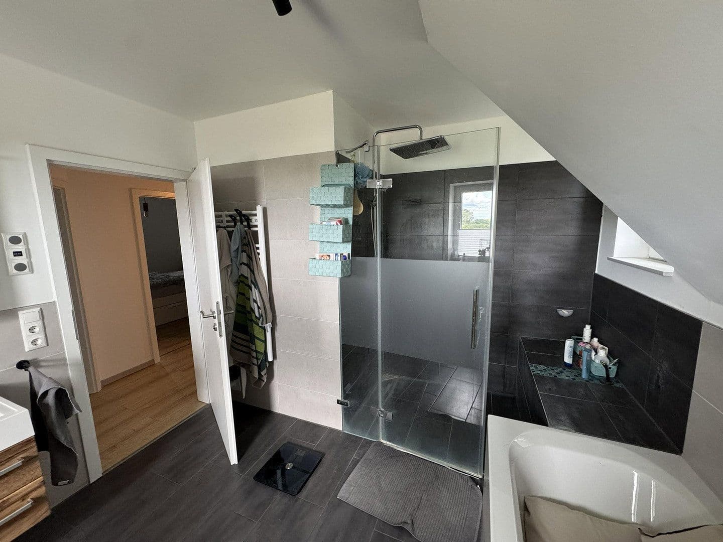 Prodej domu 149 m², pozemek 401 m², Hauptstraße 59b, Wesenberg, Šlesvicko-Holštýnsko Prodej domu 149 m², pozemek 401 m², Hauptstraße 59b, Wesenberg, Šlesvicko-Holštýnsko