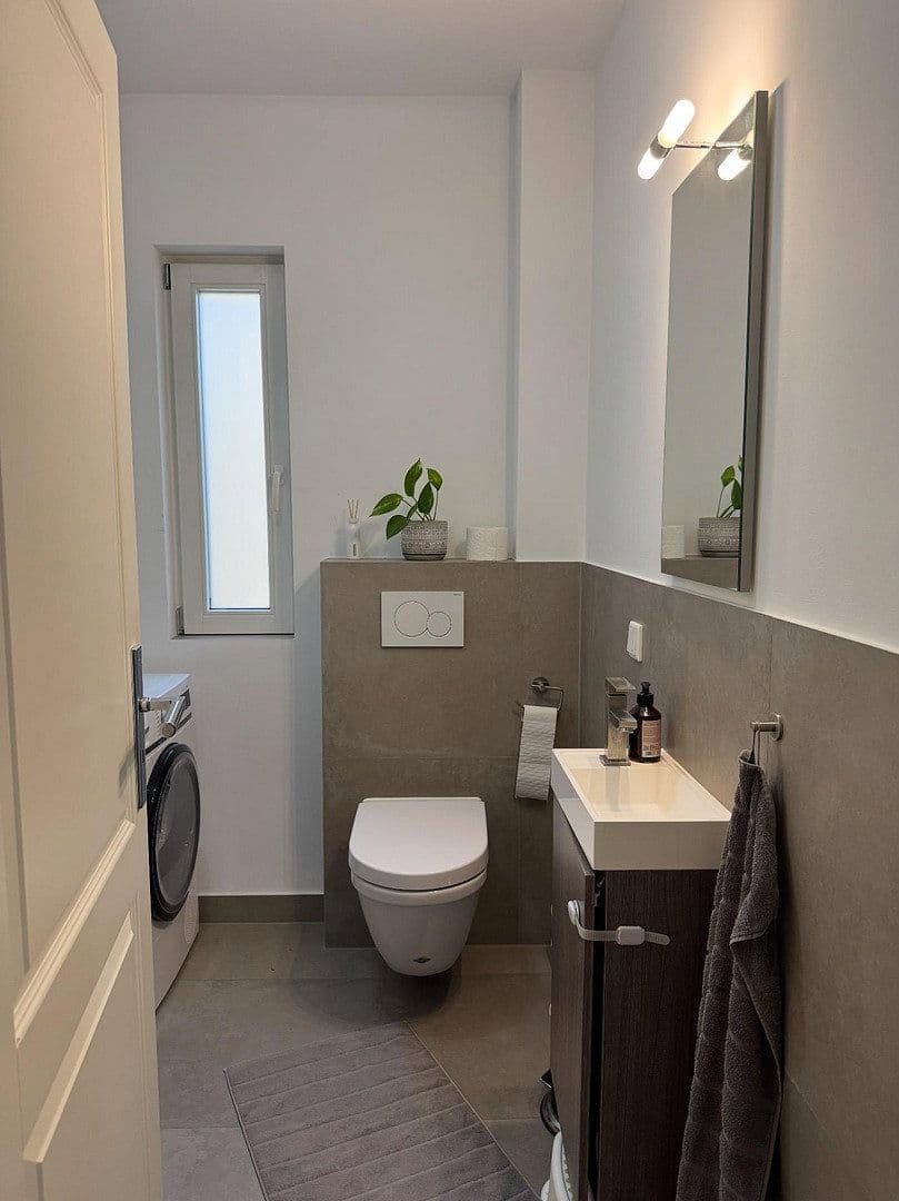 Prodej bytu 4+1 123 m², Mannheim, Bádensko-Württembersko Prodej bytu 4+1 123 m², Mannheim, Bádensko-Württembersko