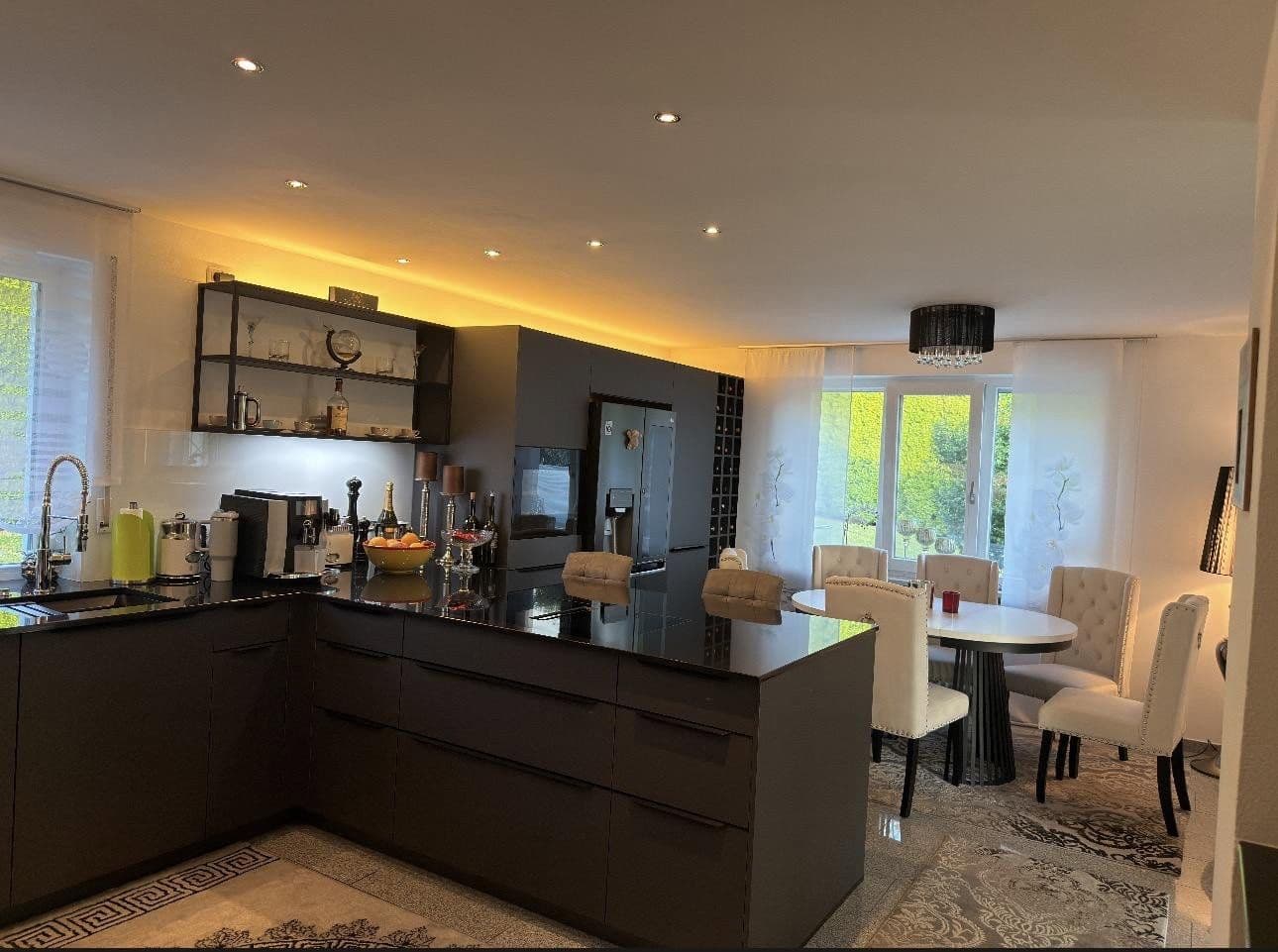 Prodej domu 220 m², pozemek 3.084 m², Winzer, Bavorsko Prodej domu 220 m², pozemek 3.084 m², Winzer, Bavorsko