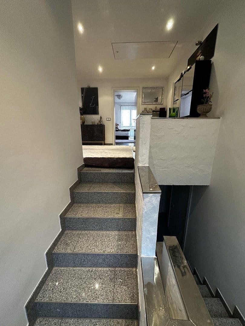 Prodej domu 220 m², pozemek 3.084 m², Winzer, Bavorsko Prodej domu 220 m², pozemek 3.084 m², Winzer, Bavorsko