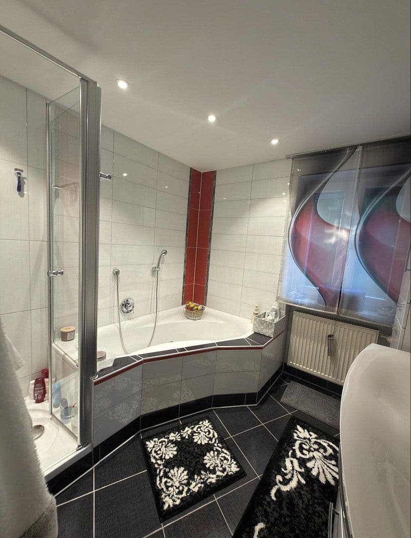 Prodej domu 220 m², pozemek 3.084 m², Winzer, Bavorsko Prodej domu 220 m², pozemek 3.084 m², Winzer, Bavorsko