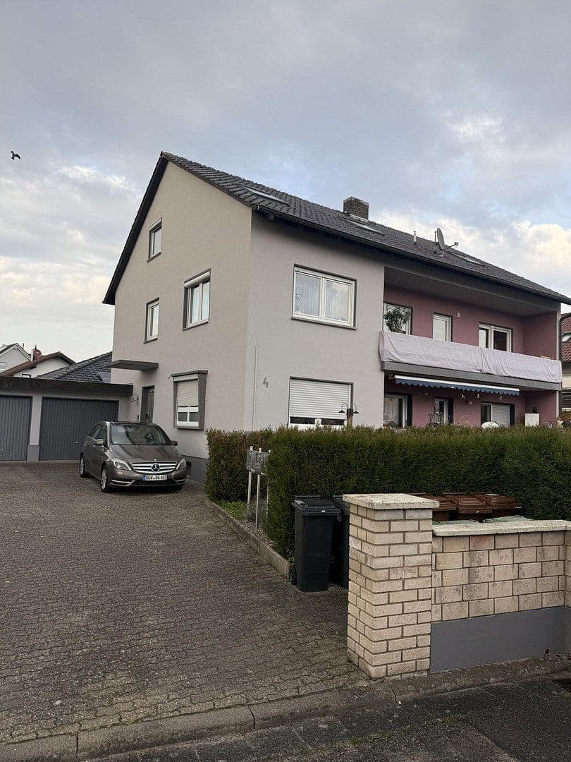 Prodej domu 290 m², pozemek 695 m², Neupotz, Porýní-Falc Prodej domu 290 m², pozemek 695 m², Neupotz, Porýní-Falc