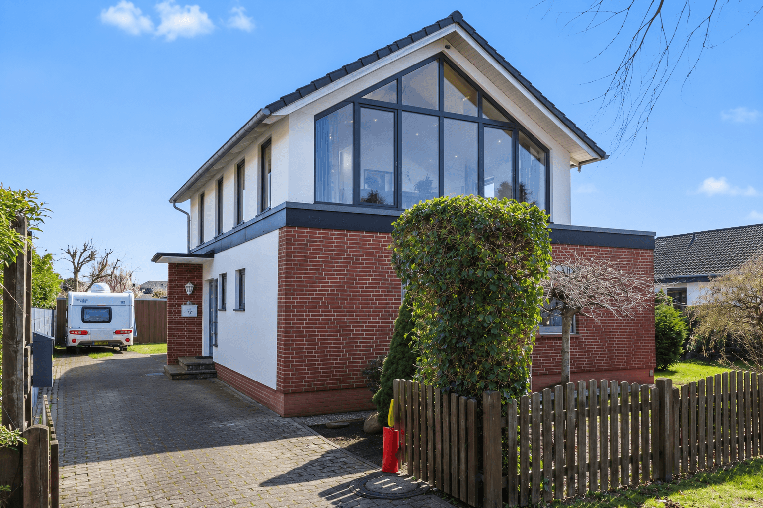 Prodej domu 95 m², pozemek 854 m², Winsen (Aller), Dolní Sasko Prodej domu 95 m², pozemek 854 m², Winsen (Aller), Dolní Sasko