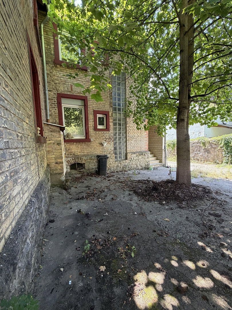 Prodej domu 185 m², pozemek 3.358 m², Adelsheim, Bádensko-Württembersko Prodej domu 185 m², pozemek 3.358 m², Adelsheim, Bádensko-Württembersko