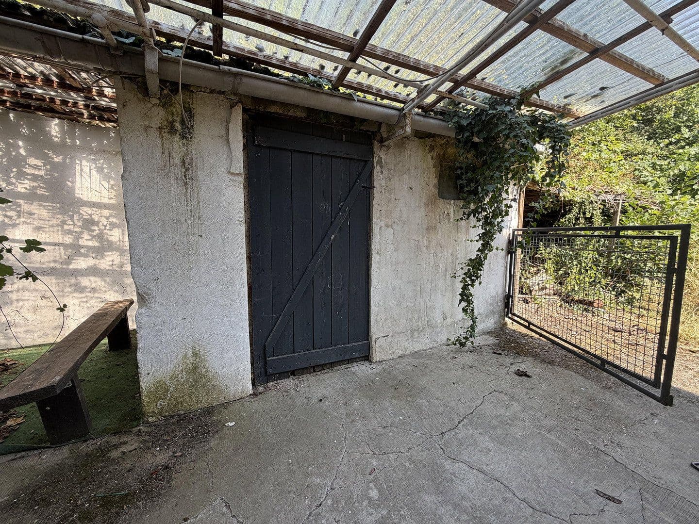 Prodej domu 185 m², pozemek 3.358 m², Adelsheim, Bádensko-Württembersko Prodej domu 185 m², pozemek 3.358 m², Adelsheim, Bádensko-Württembersko