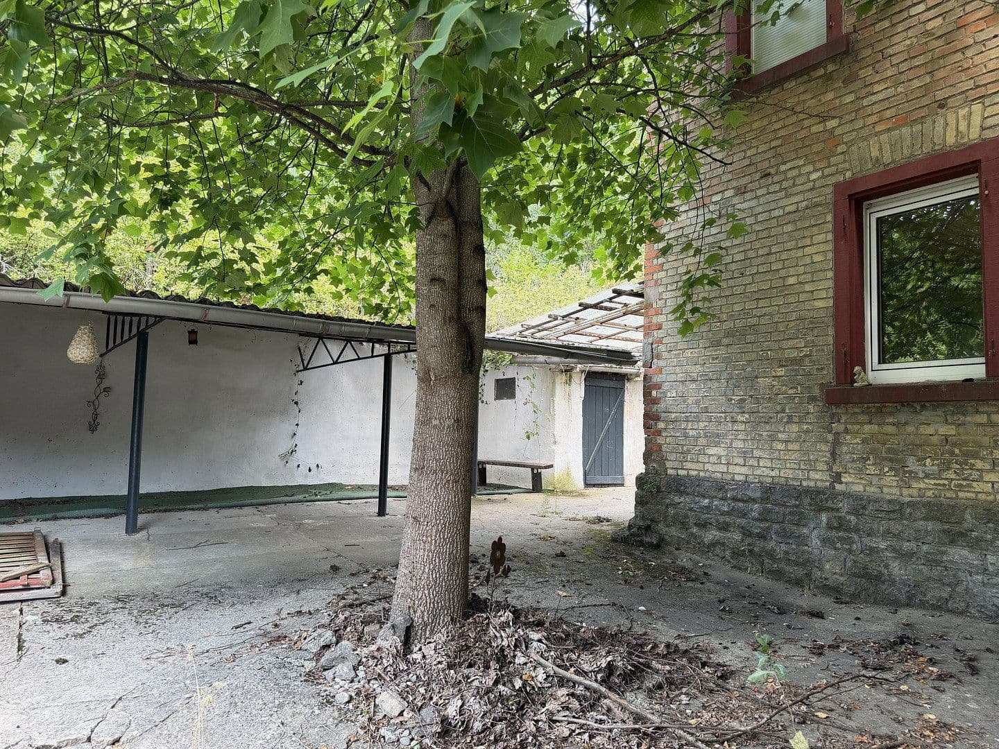 Prodej domu 185 m², pozemek 3.358 m², Adelsheim, Bádensko-Württembersko Prodej domu 185 m², pozemek 3.358 m², Adelsheim, Bádensko-Württembersko