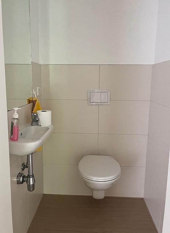 Pronájem bytu 2+1 80 m², Remscheid, Severní Porýní-Vestfálsko Pronájem bytu 2+1 80 m², Remscheid, Severní Porýní-Vestfálsko