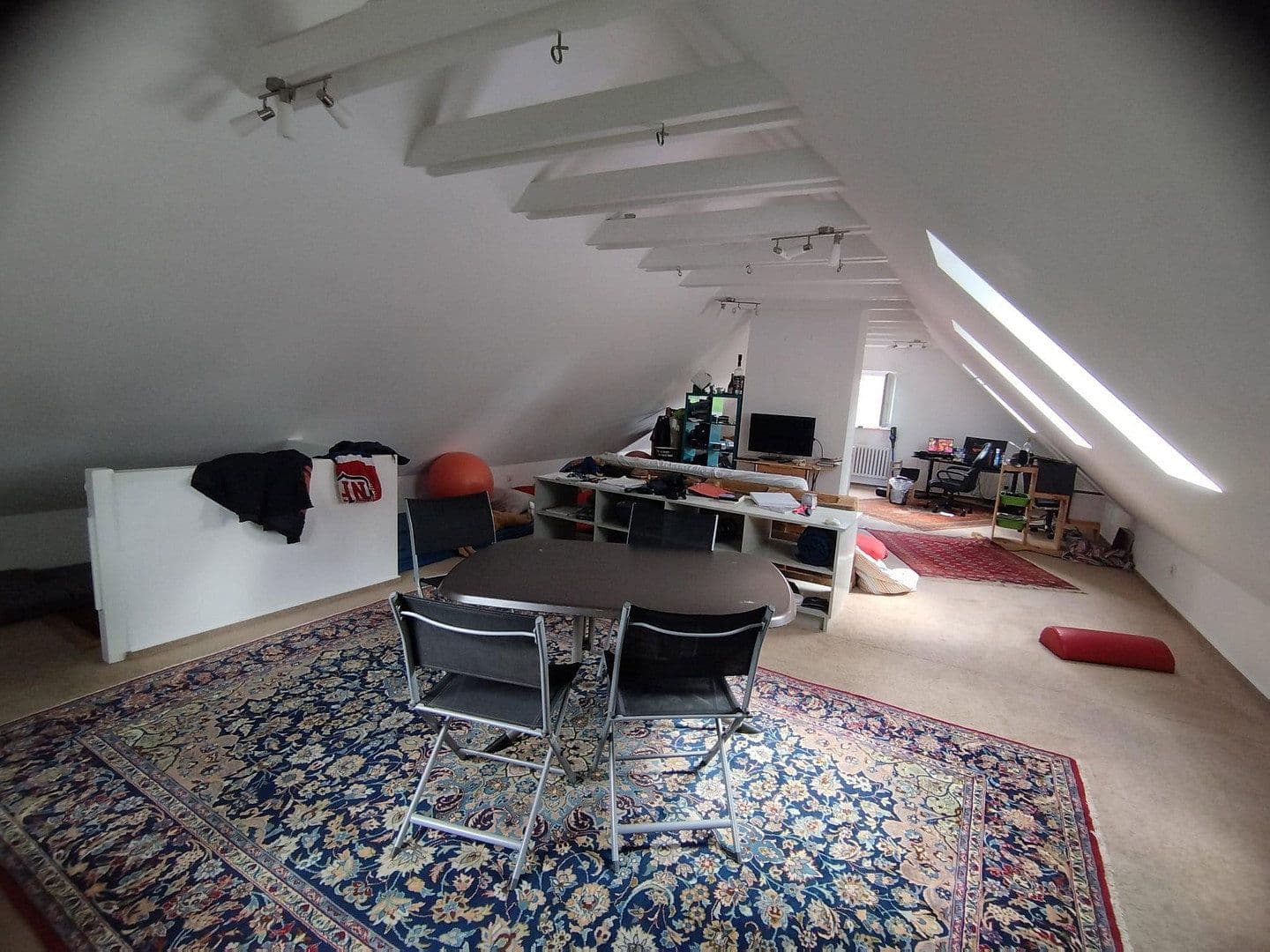 Prodej domu 210 m², pozemek 1.318 m², Bremen, Bremen Prodej domu 210 m², pozemek 1.318 m², Bremen, Bremen