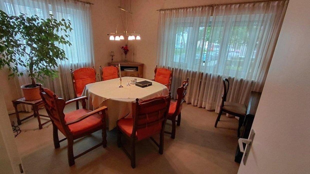 Prodej bytu 4+1 104 m², Köln, Severní Porýní-Vestfálsko Prodej bytu 4+1 104 m², Köln, Severní Porýní-Vestfálsko